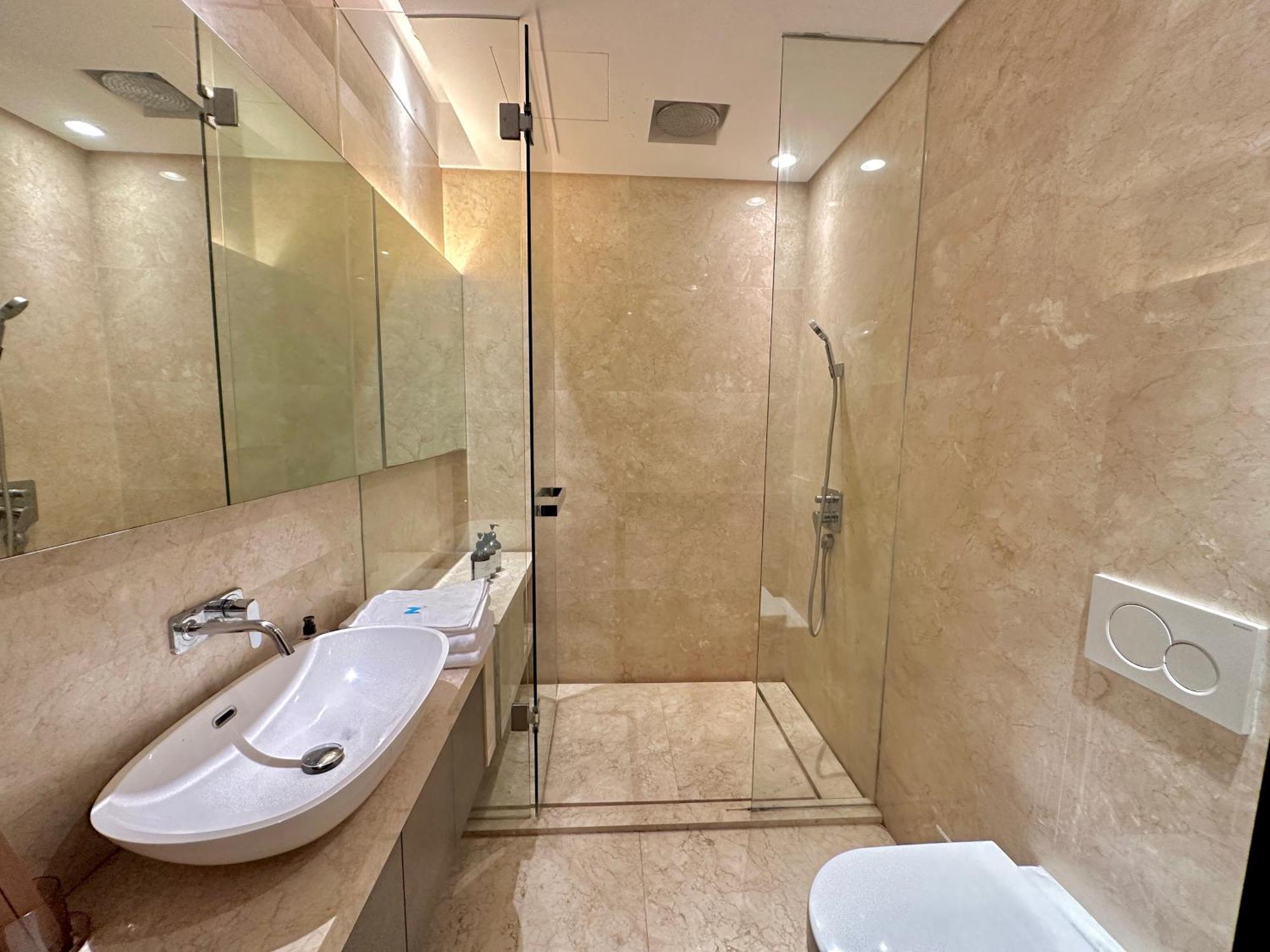 Zhome-suhe Luxury Mansion-near Nanjing Road *
